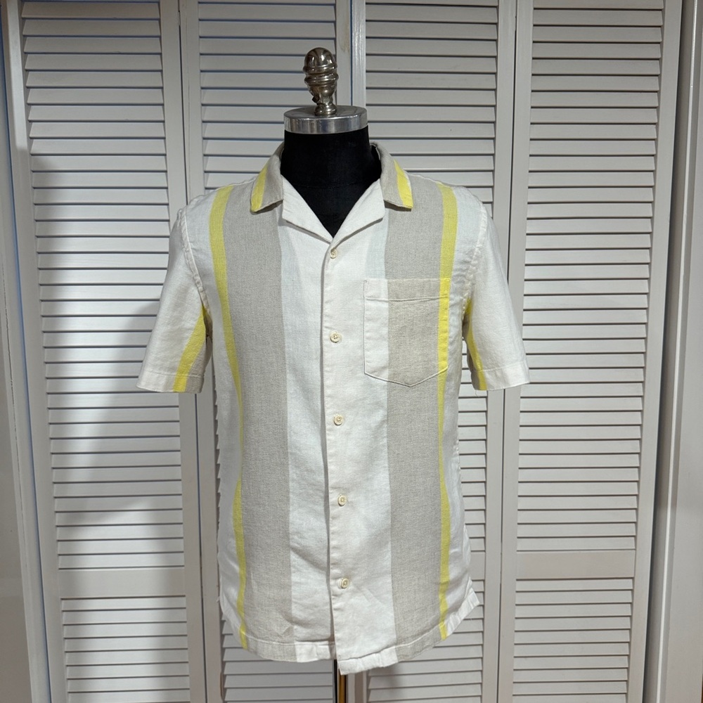 Men's Short Sleeve Button-Up Shirt - Cream with Yellow Stripe